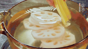 źˮ˳죬ʢˮ